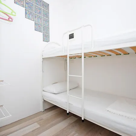 Largo Augustus Apartment *